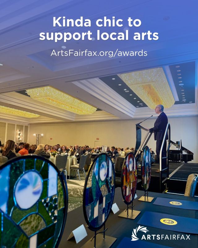 Hopping on the trend because we think it's "kinda chic" to support local artists! ✨️ 

#ArtsFairfax #LocalArts #kindachic